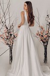 63a5983329-sl20a.jpg